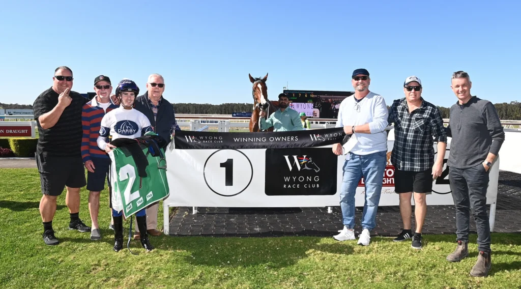 FAVOURITES RULE THE DAY AT WYONG 42